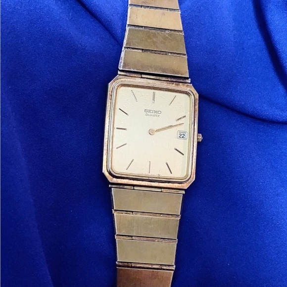 Seiko Vintage Tank 9029-5009 Men's Watch 28mm for Parts or Repair - Picture 7 of 8